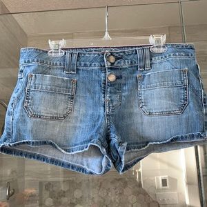 American Eagle 🦅 Shorts